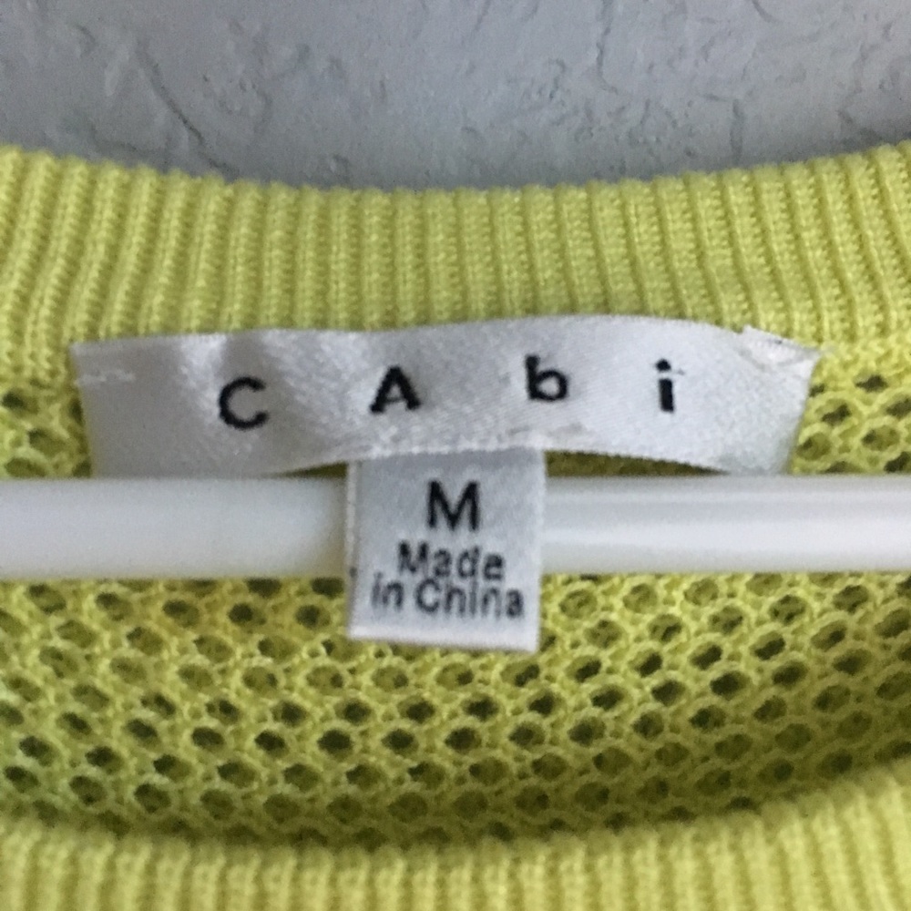 Cabi Split Back Yellow Spring Sweater - Medium - image 7